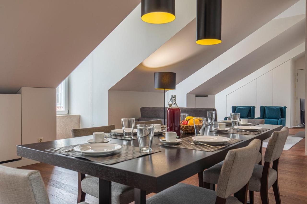8 Building Apartment 403 T2 - River & Garden View Лиссабон Экстерьер фото