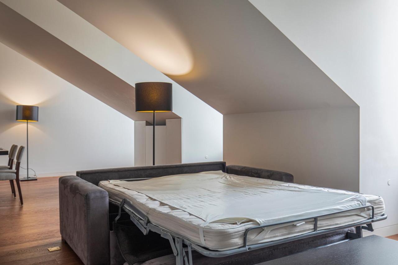8 Building Apartment 403 T2 - River & Garden View Лиссабон Экстерьер фото