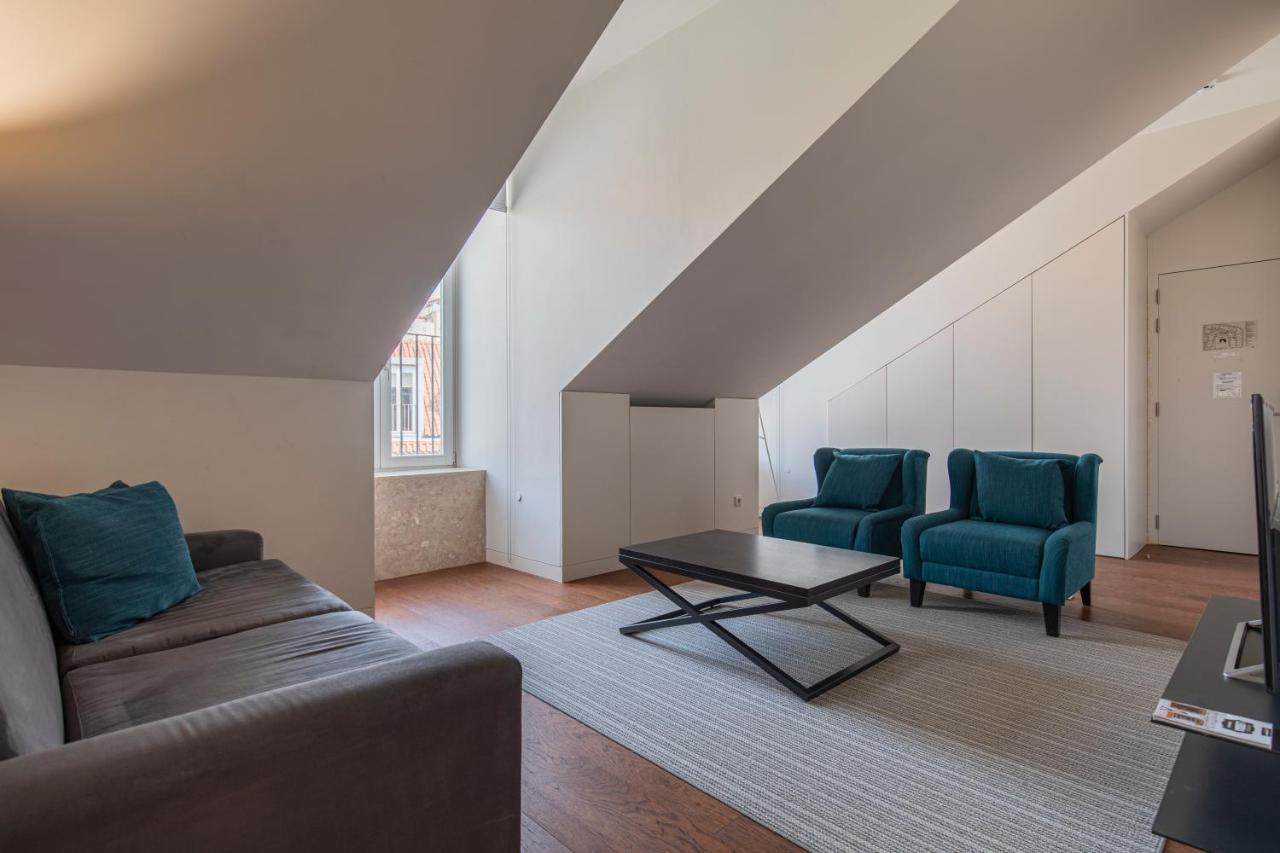 8 Building Apartment 403 T2 - River & Garden View Лиссабон Экстерьер фото