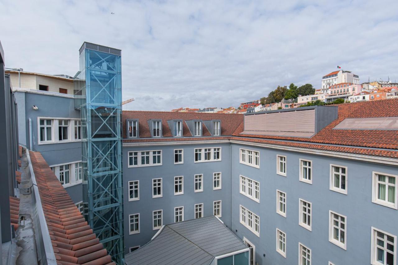 8 Building Apartment 403 T2 - River & Garden View Лиссабон Экстерьер фото